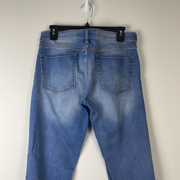 J.CREW Factory Light Wash Stretch Straight Jeans Size 28 - Picture 6 of 9